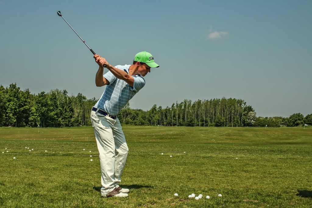 Golf Golf Swing Golfers - WolfBlur / Pixabay