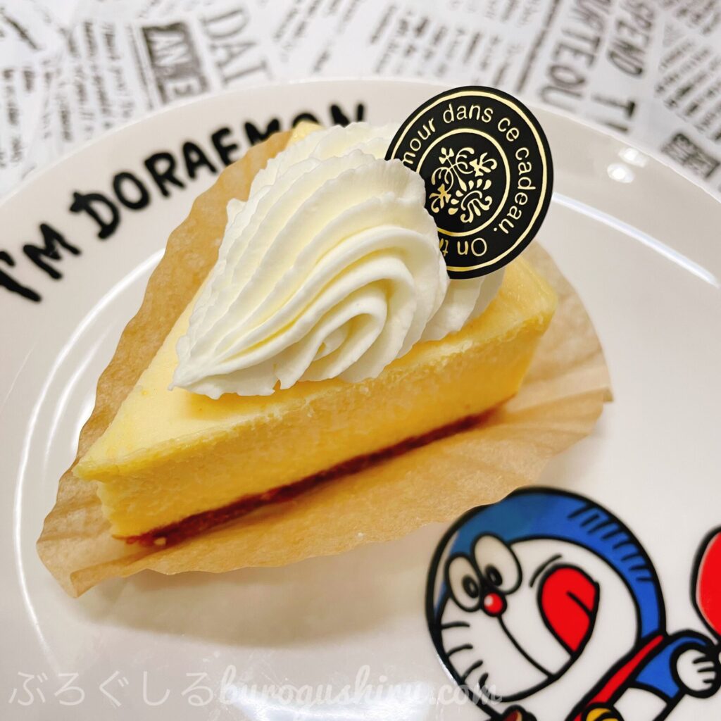 パティスリーモワティエのチーズケーキ