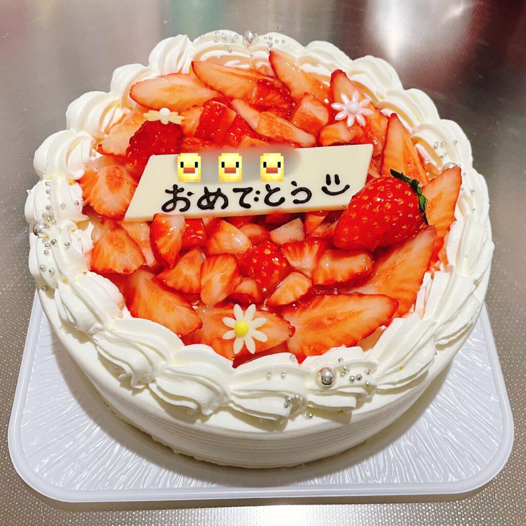 パティスリーモワティエの誕生日ケーキ